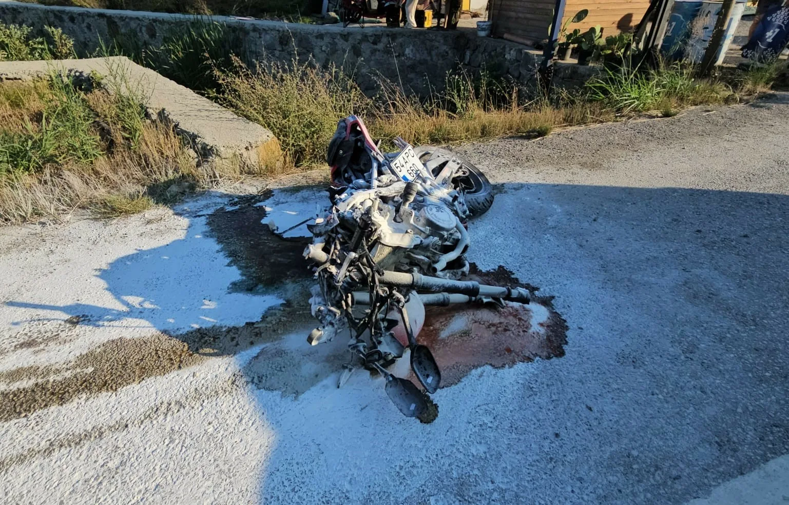 Sakarya’nın Sapanca ilçesinde otomobil ile motosikletin çarpıştığı trafik kazasında 1’i
