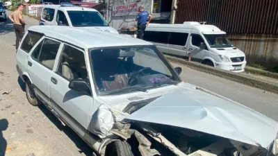 Zonguldak’ın Alaplı ilçesinde ilginç bir kaza meydana geldi. Sürücüsü bulunmayan