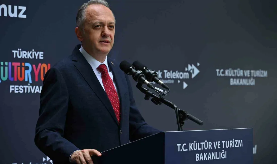 Sakarya’da düzenlenen Türkiye Kültür Yolu Festivali’nin açılışında konuşan Kültür ve
