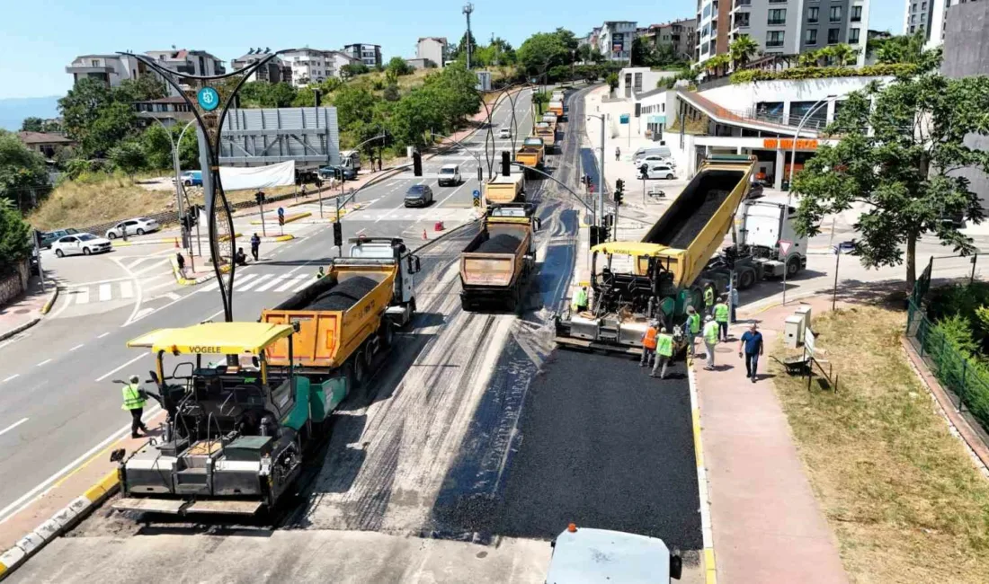 İzmit’in en yoğun ulaşım güzergahlarından Santral Rampası’nda yürütülen kapsamlı yenileme
