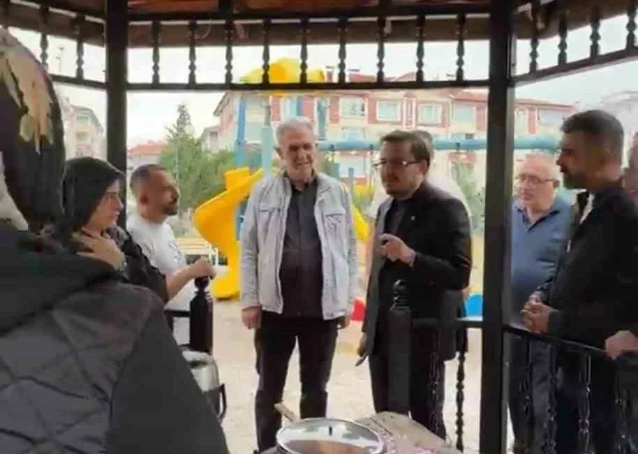 Ankara’yı etkisi altına alan kuvvetli yağış ve fırtına, Sincan’da çok