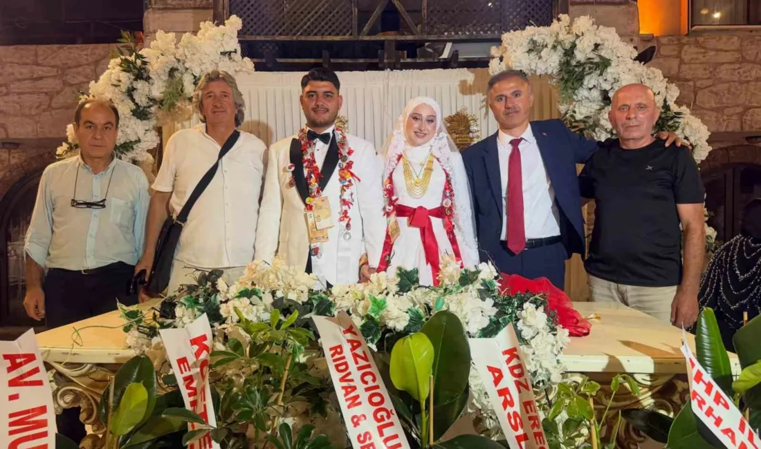 Zonguldak’ın Alaplı ilçesi, hafta sonunun görkemli düğünlerinden birine ev sahipliği