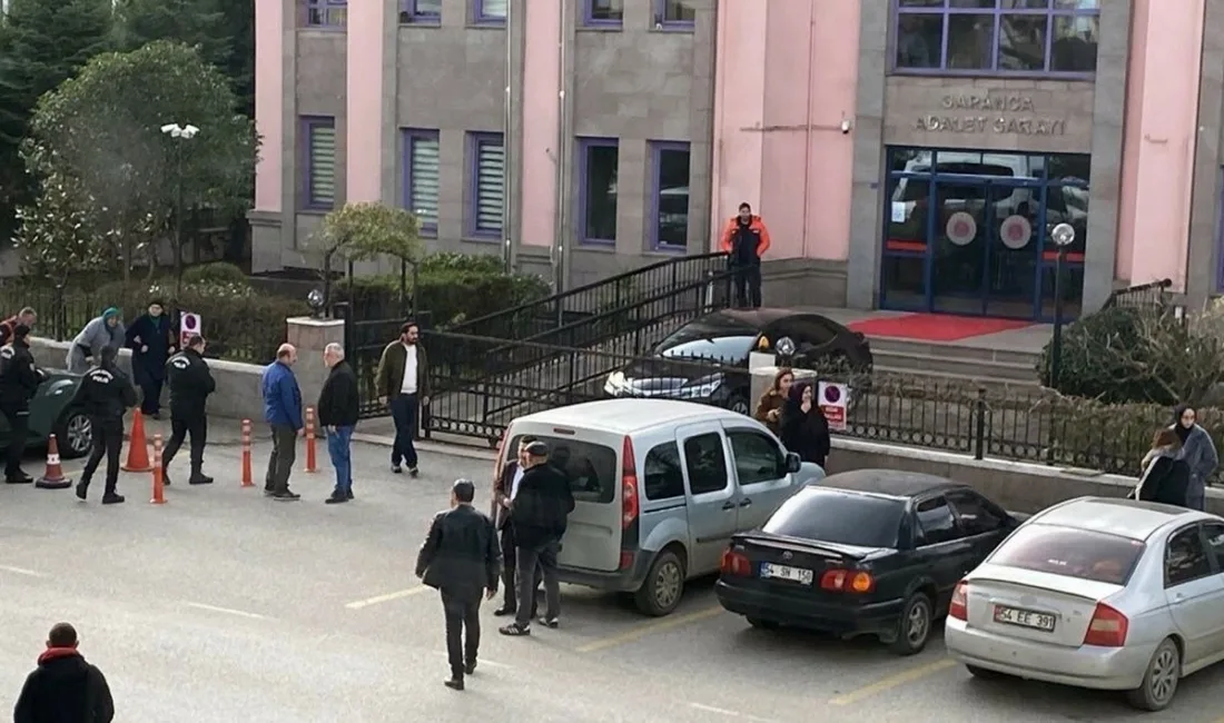 Sakarya’da “ters baktın” tartışması sonrası çıkan ve 1 kişinin hayatını