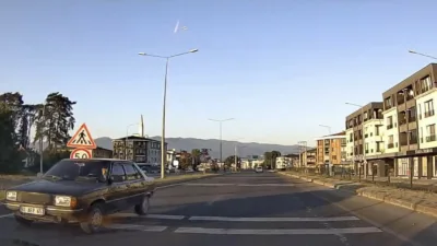 Düzce’de ters şeritten ilerleyen sürücüye 90 bin lira ceza yazıldı.
