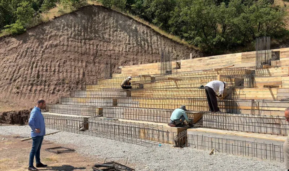Tosya Belediyesi tarafından ilçede inşa edilen güreş sahası ile düğün