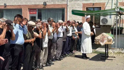 Karabük’ün Safranbolu ilçesinde otomobil ile tırın çarpışması sonucu yaşamını yitiren