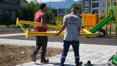 Düzce Belediyesi, Mergiç Mahallesi sakinlerinin park talebini yerine getirdi. Belediye