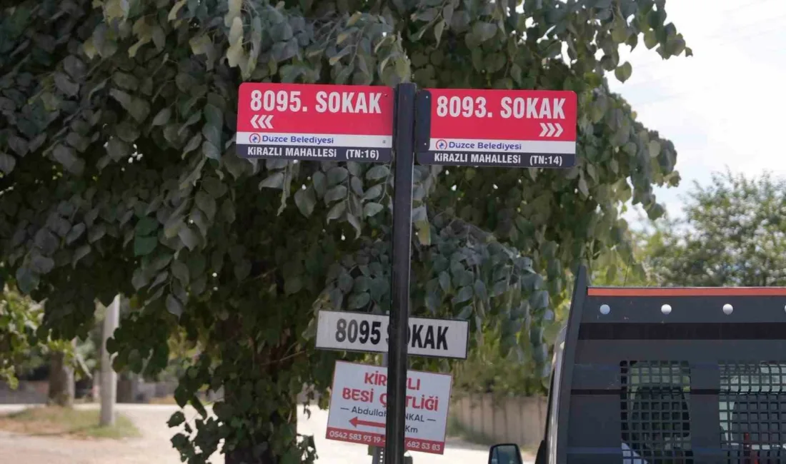 Düzce Belediye Başkanı Dr. Faruk Özlü’nün mahalle ziyaretleri kapsamında vatandaşlardan