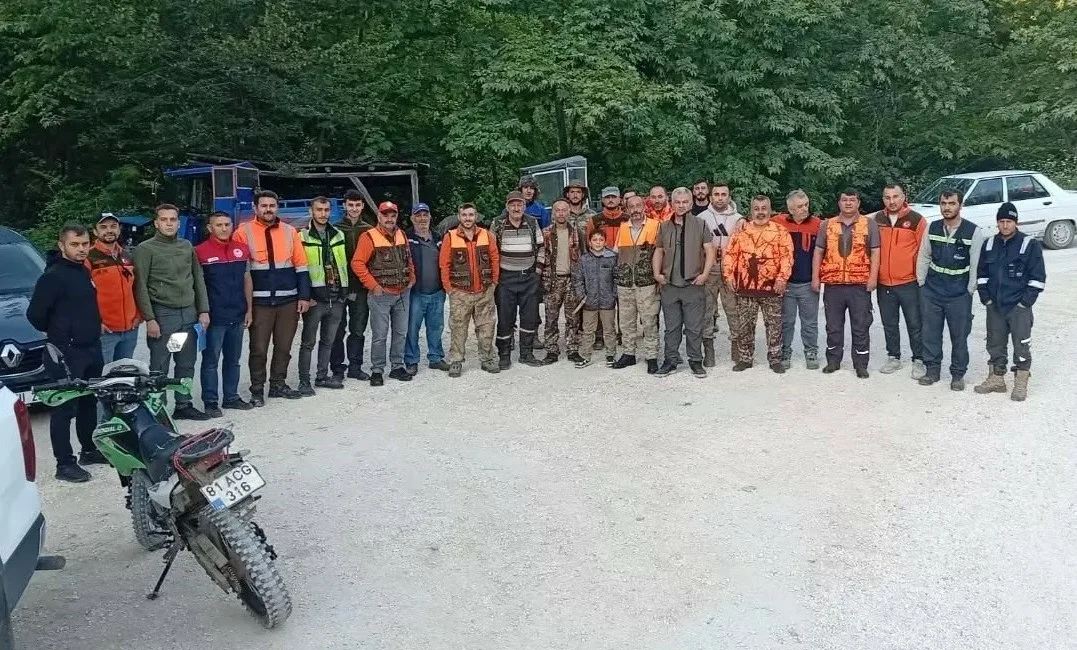 DÜZCE(İHA) – Düzce’nin Yığılca ilçesinde, fındık bahçelerini yaban domuzu zararından