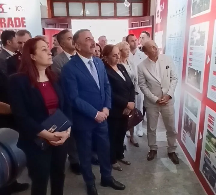 Zonguldak Valisi Osman Hacıbektaşoğlu, 15 Temmuz şehitlerini rahmetle andıkları fotoğraf
