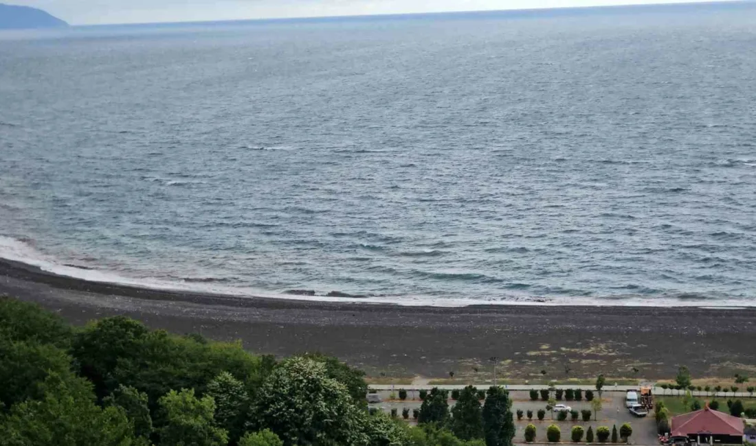 Zonguldak’ta 29 derecelerde seyreden hava sıcaklığı 9 derece birden düştü.